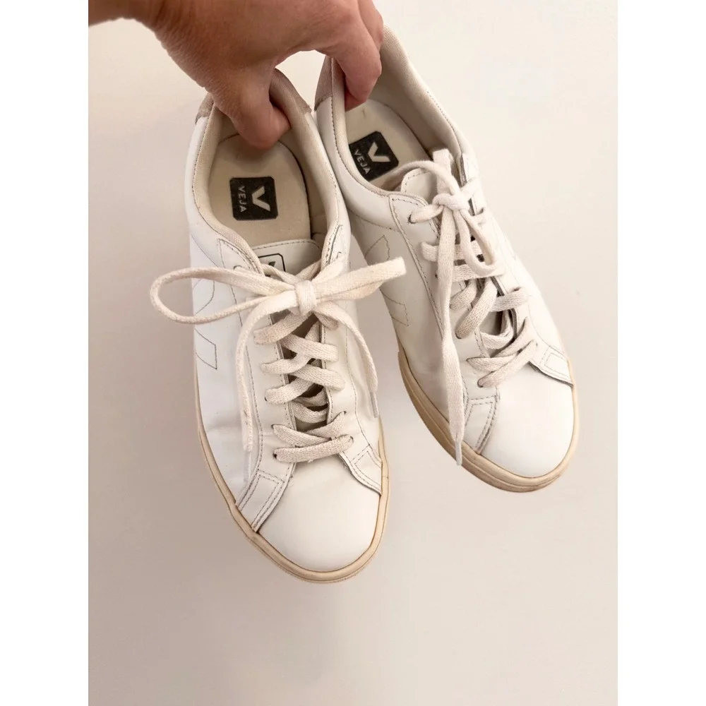 VEJA Esplar White Leather Low Top Sneakers Womens Size 9 EUR 40 Minimalist - Picture 2 of 7